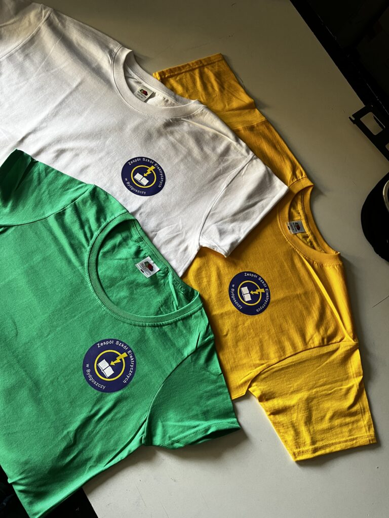 Opinie bustwear robimy nadruki drukarnia nadruków bydgoszcz mazowieckie koszulki z logo nadruk na koszulce logotyp