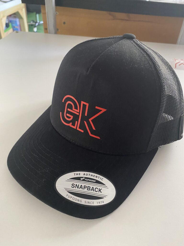 Opinie bustwear robimy nadruki drukarnia nadruków bydgoszcz mazowieckie koszulki z logo nadruk na koszulce logotyp czapka z daszkiem